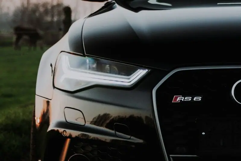 LED-Scheinwerfer des Audi RS 6 Avant